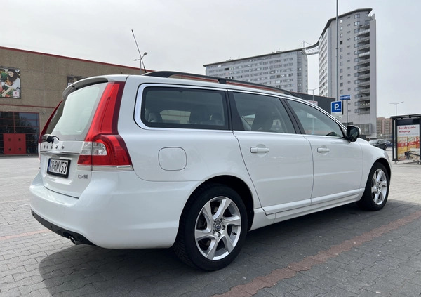 Volvo V70 cena 38000 przebieg: 421800, rok produkcji 2015 z Kraków małe 781